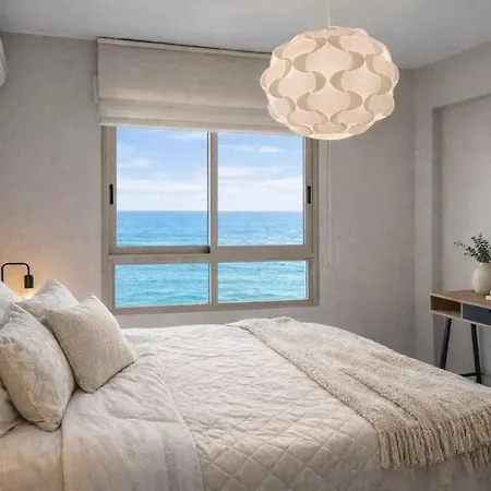 Lägenhet Oceanfront In Cullera, Suitable For Remote Work And Long Faro de Cullera