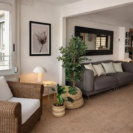 Oceanfront In Cullera, Suitable For Remote Work And Long Apartment